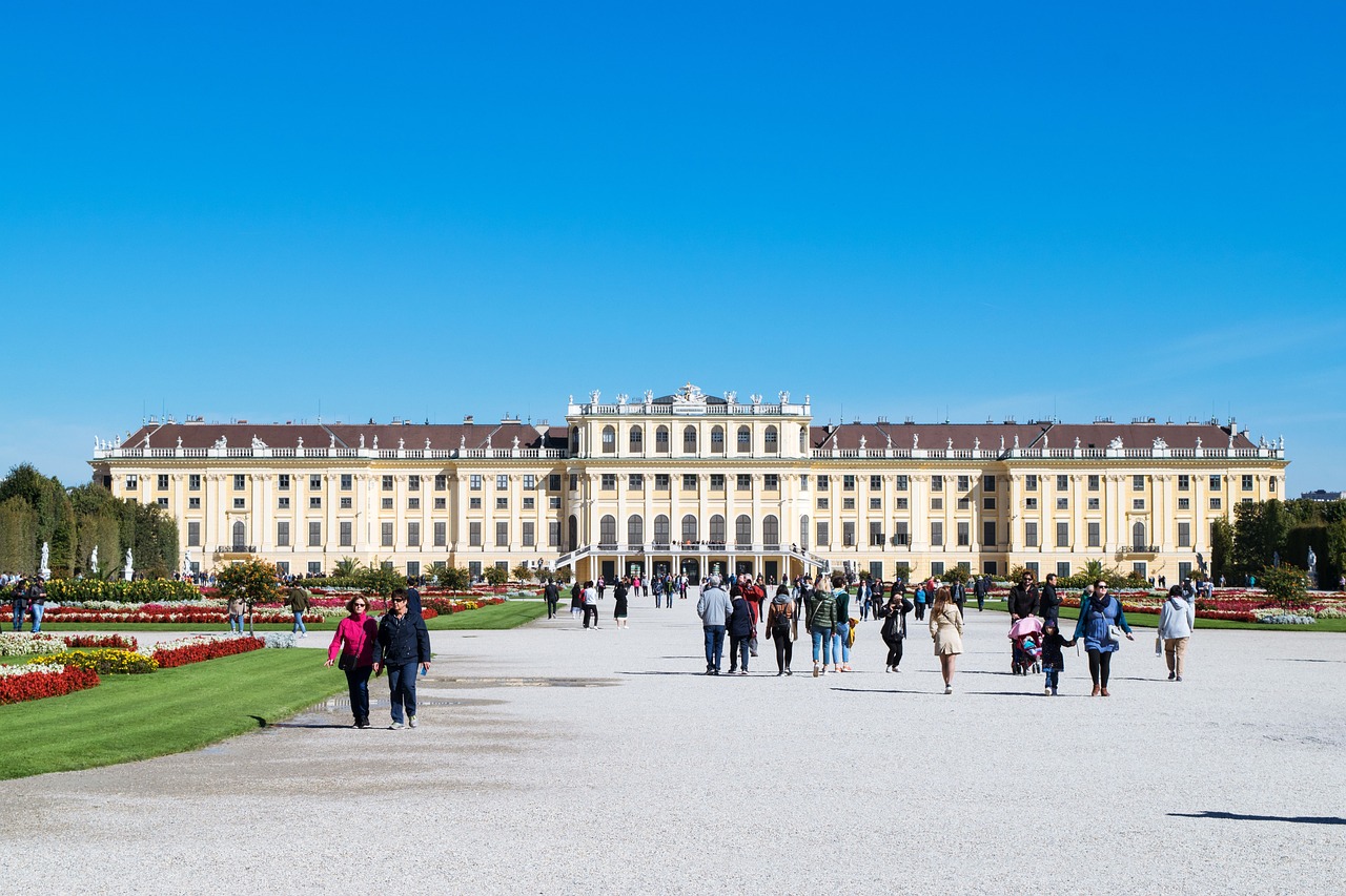 What Are The Top Tourist Attractions In Vienna?
